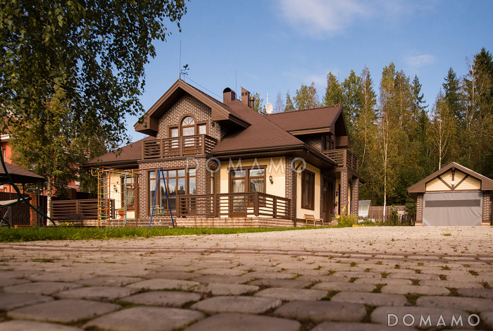 Проект кирпичного дома с 4 спальнями