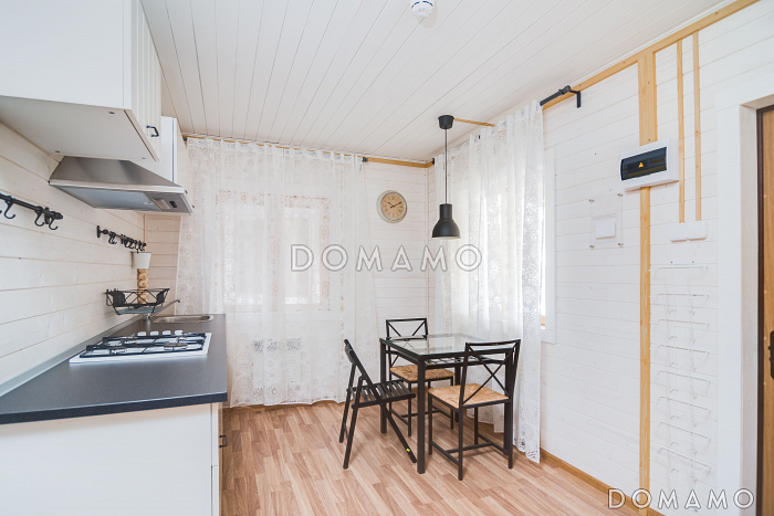 Проект классического дома с крыльцом