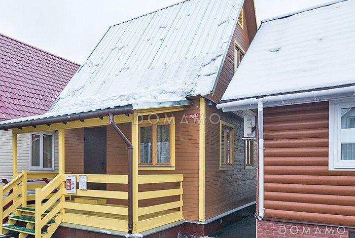 Проект классического дома с крыльцом