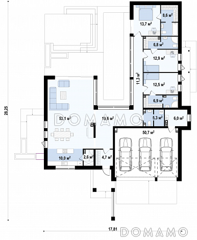 Проект просторного современного одноэтажного дома из газобетона с плоской крышей, с тремя спальнями, террасой и гаражом для трёх автомобилей / План 1 этажа