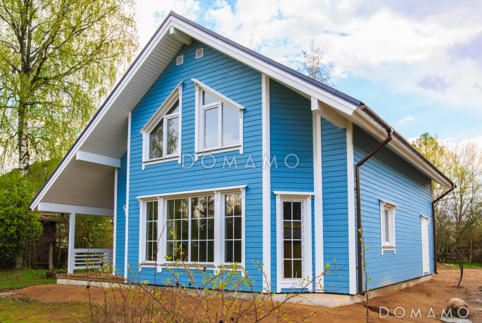 Проект каркасного дома с французским балконом