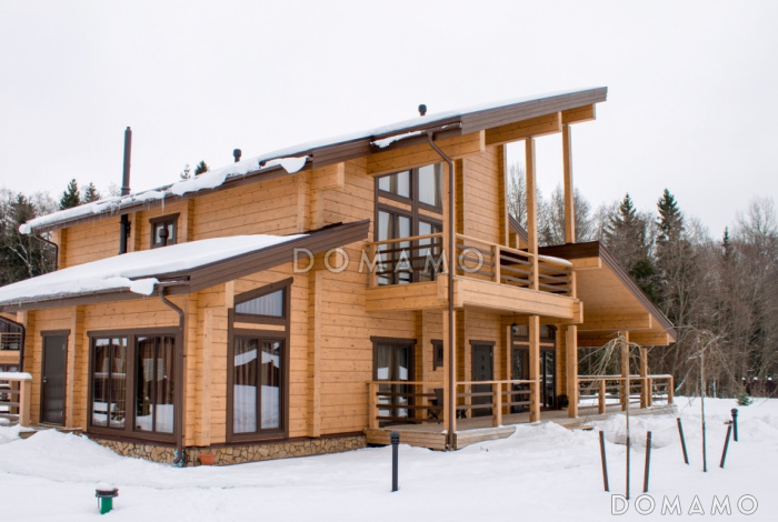 Проект дома из клееного бруса общей площадью более 400 м. кв.