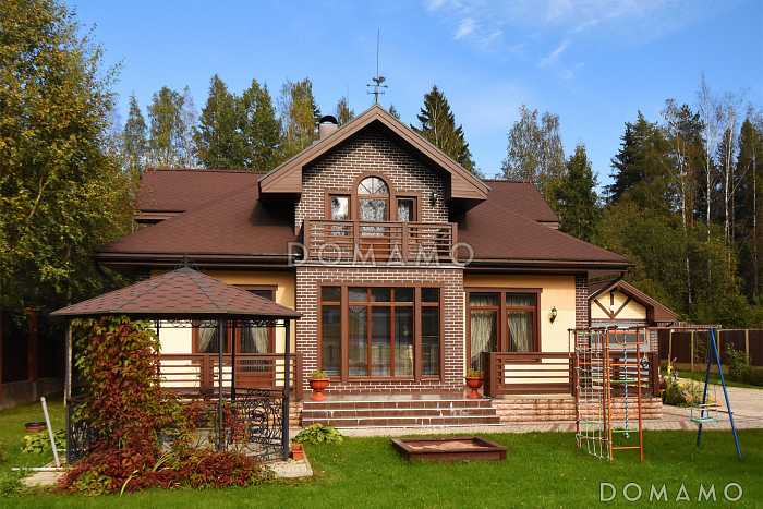 Проект кирпичного дома с 4 спальнями