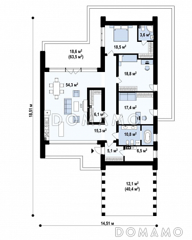 Проект одноэтажного дома с косой крышей, большими террасами, панорамным остеклением дневной зоны / План 1 этажа