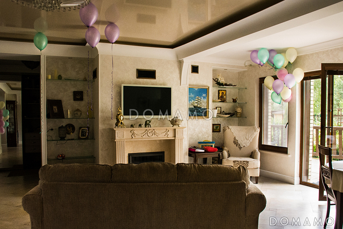 Проект каркасного дома с навесом для машины