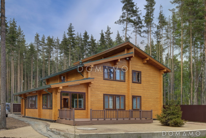 Проект дома из клееного бруса с отдельным входом в котельную