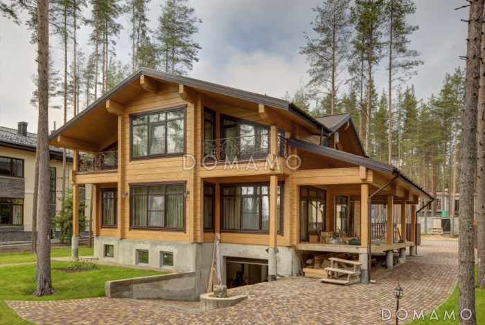 Проект дома из клееного бруса с крытой террасой